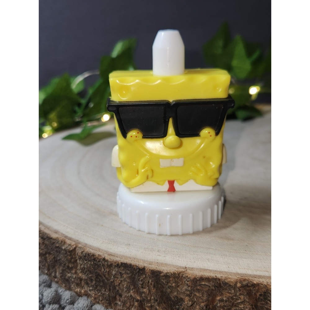 Good2Grow Bottle Topper Nickelodeon SpongeBob SquarePants Sunglasses